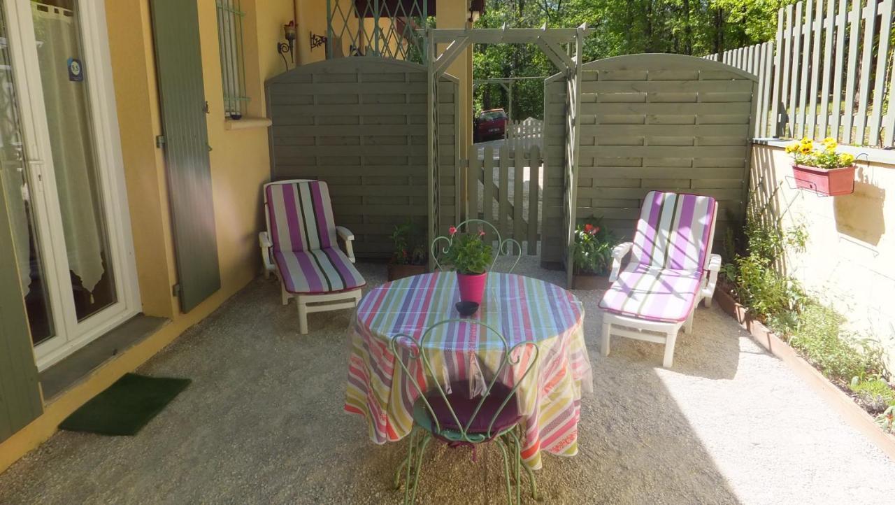 Chauffour-sur-Vell Le Nid De Mesanges Bed & Breakfast エクステリア 写真