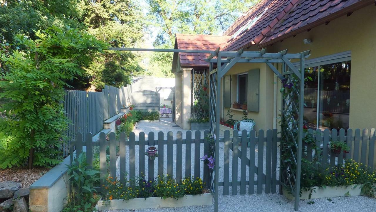 Chauffour-sur-Vell Le Nid De Mesanges Bed & Breakfast エクステリア 写真