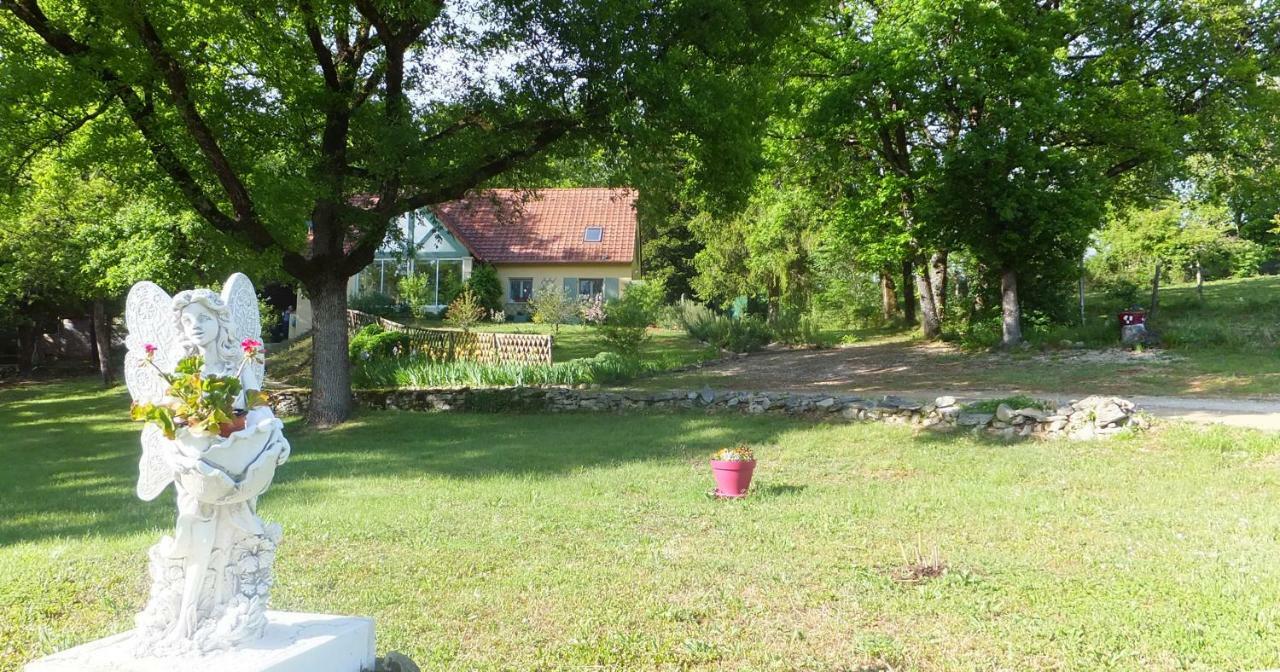 Chauffour-sur-Vell Le Nid De Mesanges Bed & Breakfast エクステリア 写真
